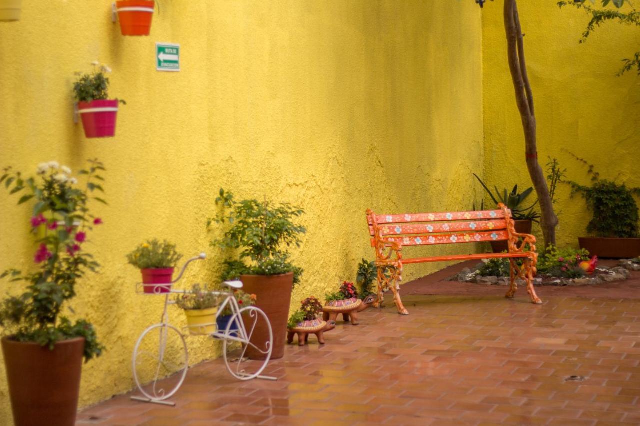Hostal Tlaquepaque Exterior photo